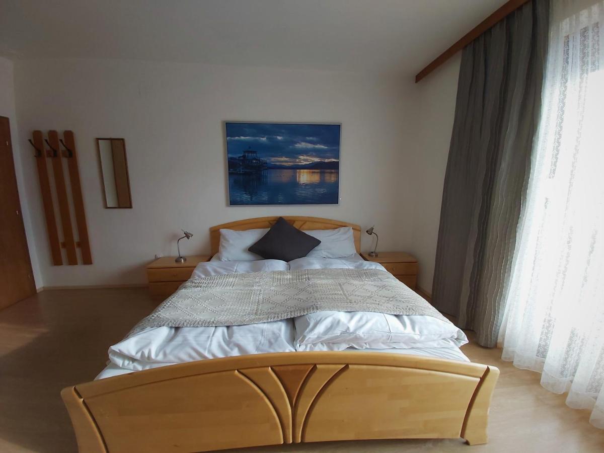 Karlsdorfer Hof 2*